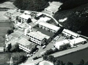 1985年 秋津鴻池病院